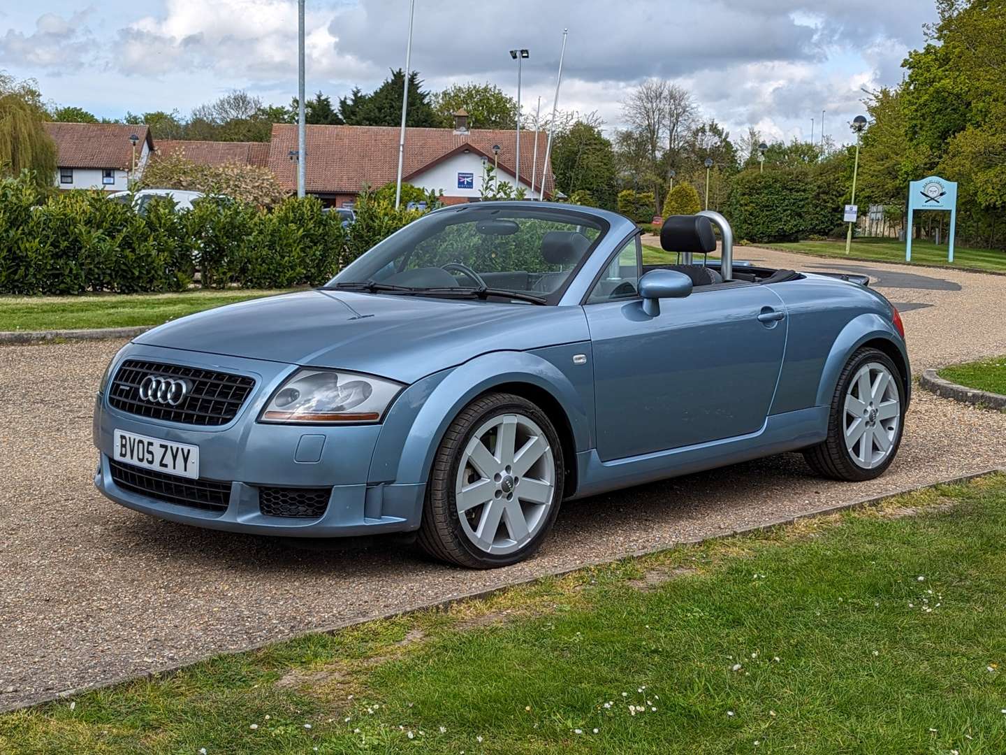 <p>2005 AUDI TT QUATTRO (250 BHP) AUTO</p>