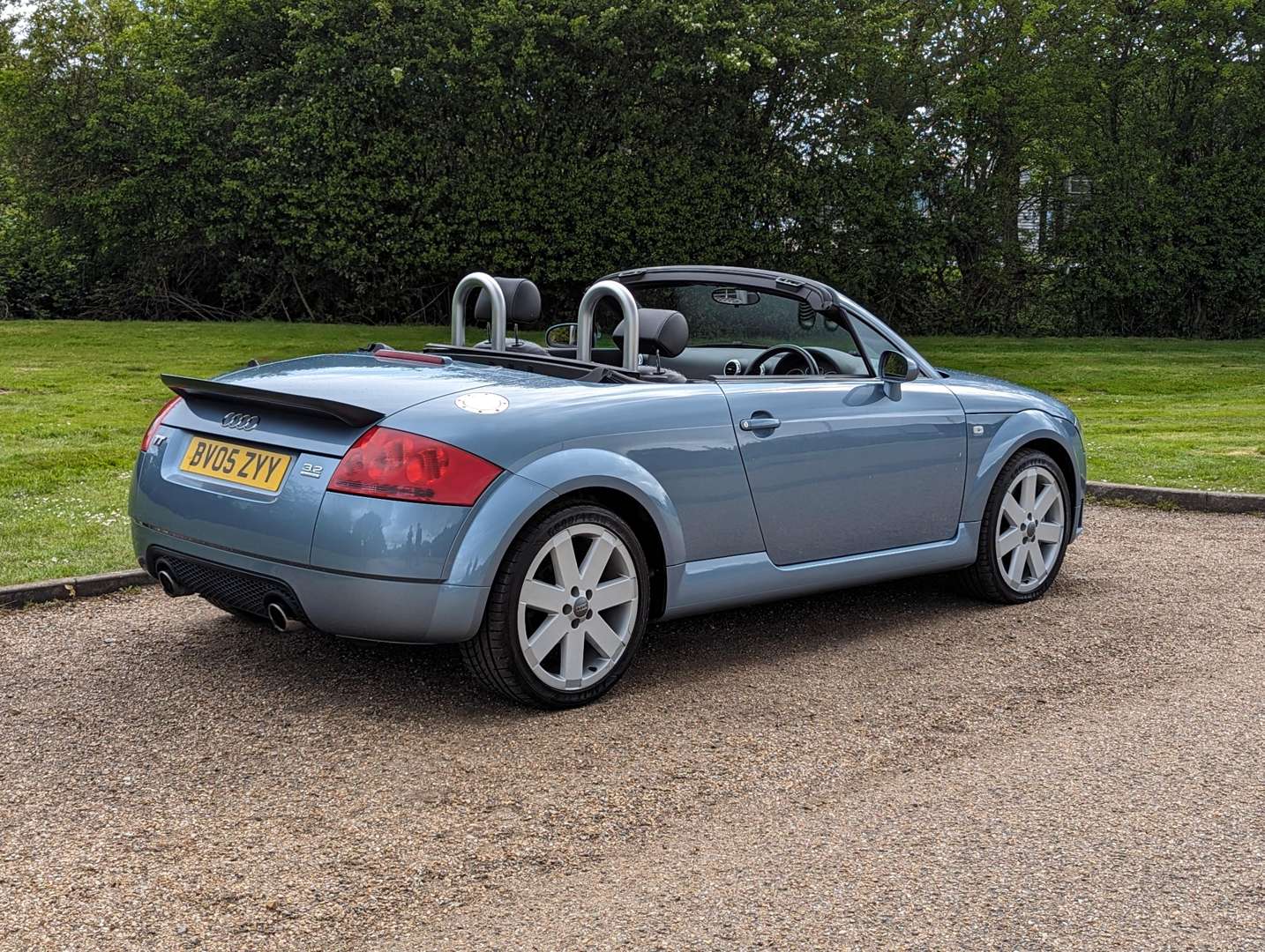 <p>2005 AUDI TT QUATTRO (250 BHP) AUTO</p>