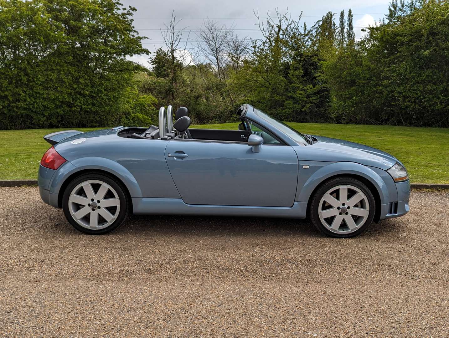 <p>2005 AUDI TT QUATTRO (250 BHP) AUTO</p>