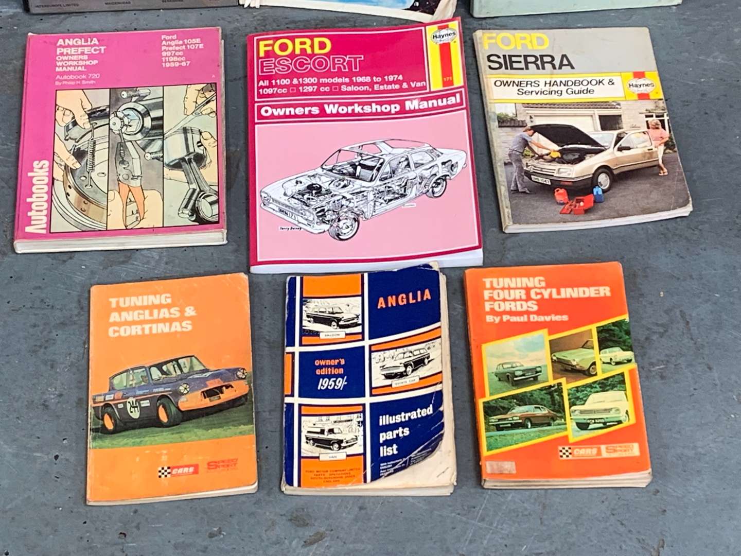 <p>Box Of Ford Motoring Books and Manuals&nbsp;</p>