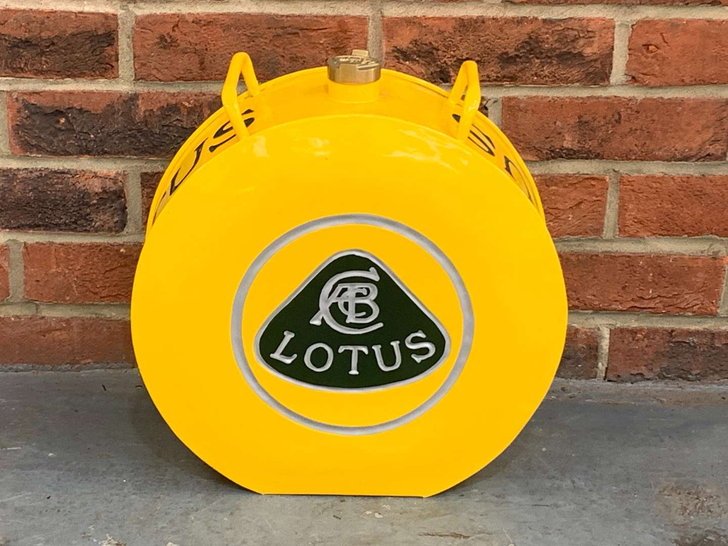 <p>Modern Lotus Two Handled Fuel Can</p>