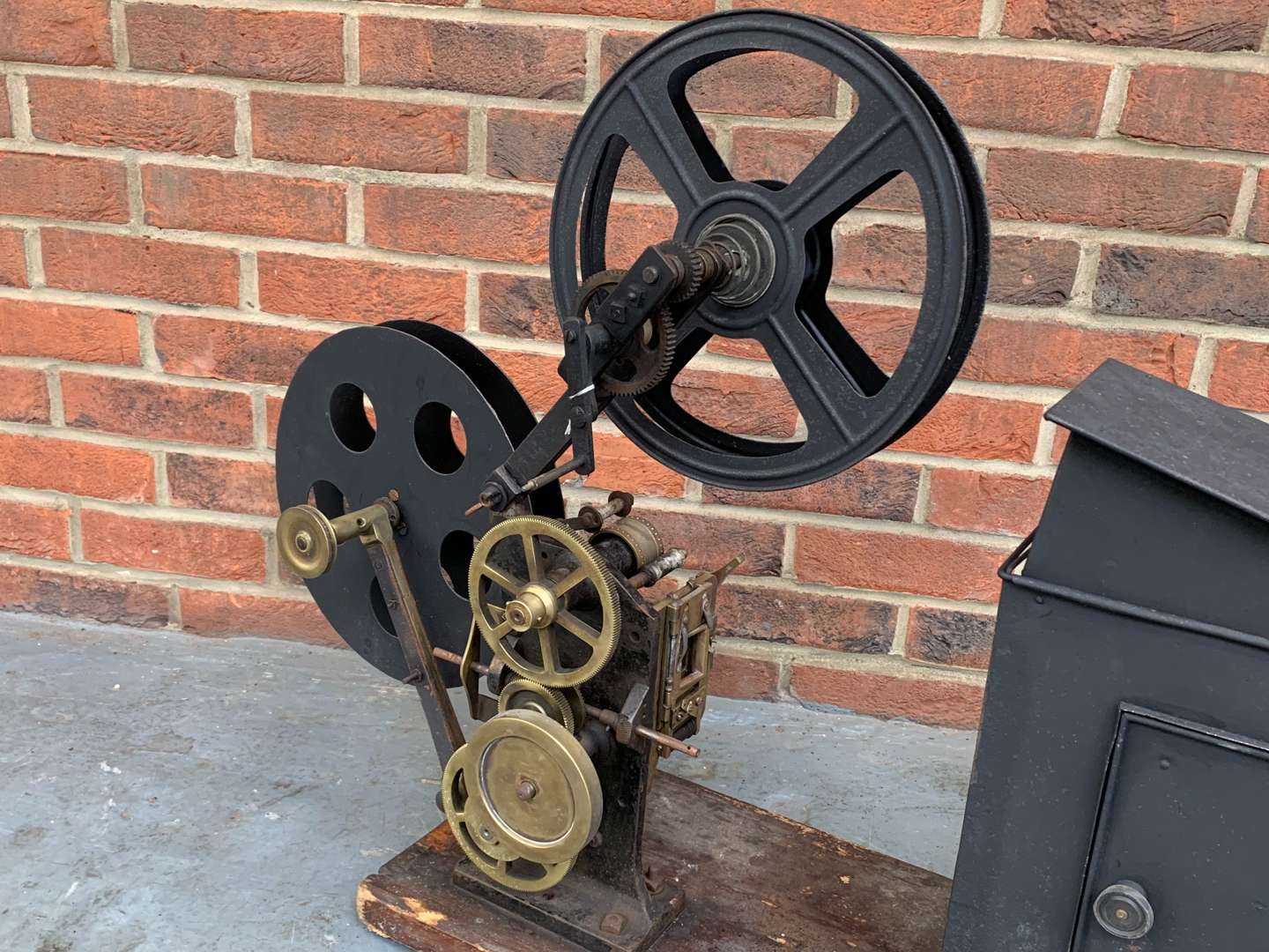 <p>Vintage Film Projector</p>