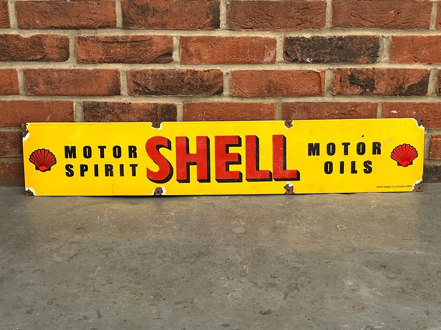 <p>Shell Motor Spirit Enamel Sign</p>