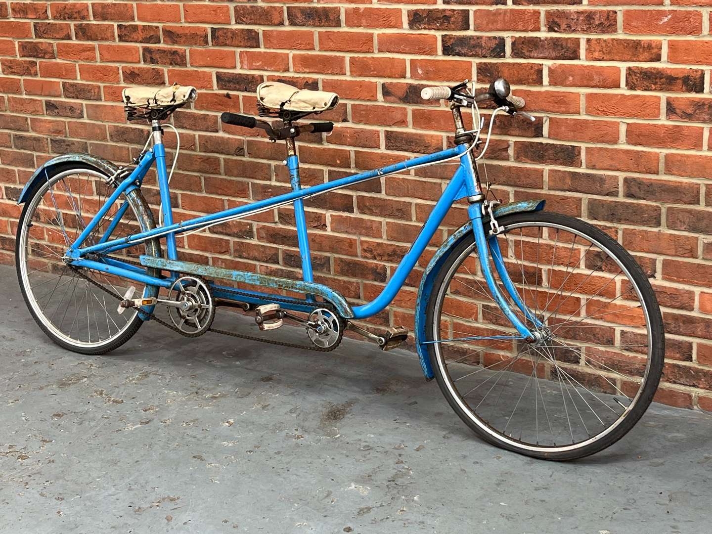 <p>Tandem Bicycle</p>