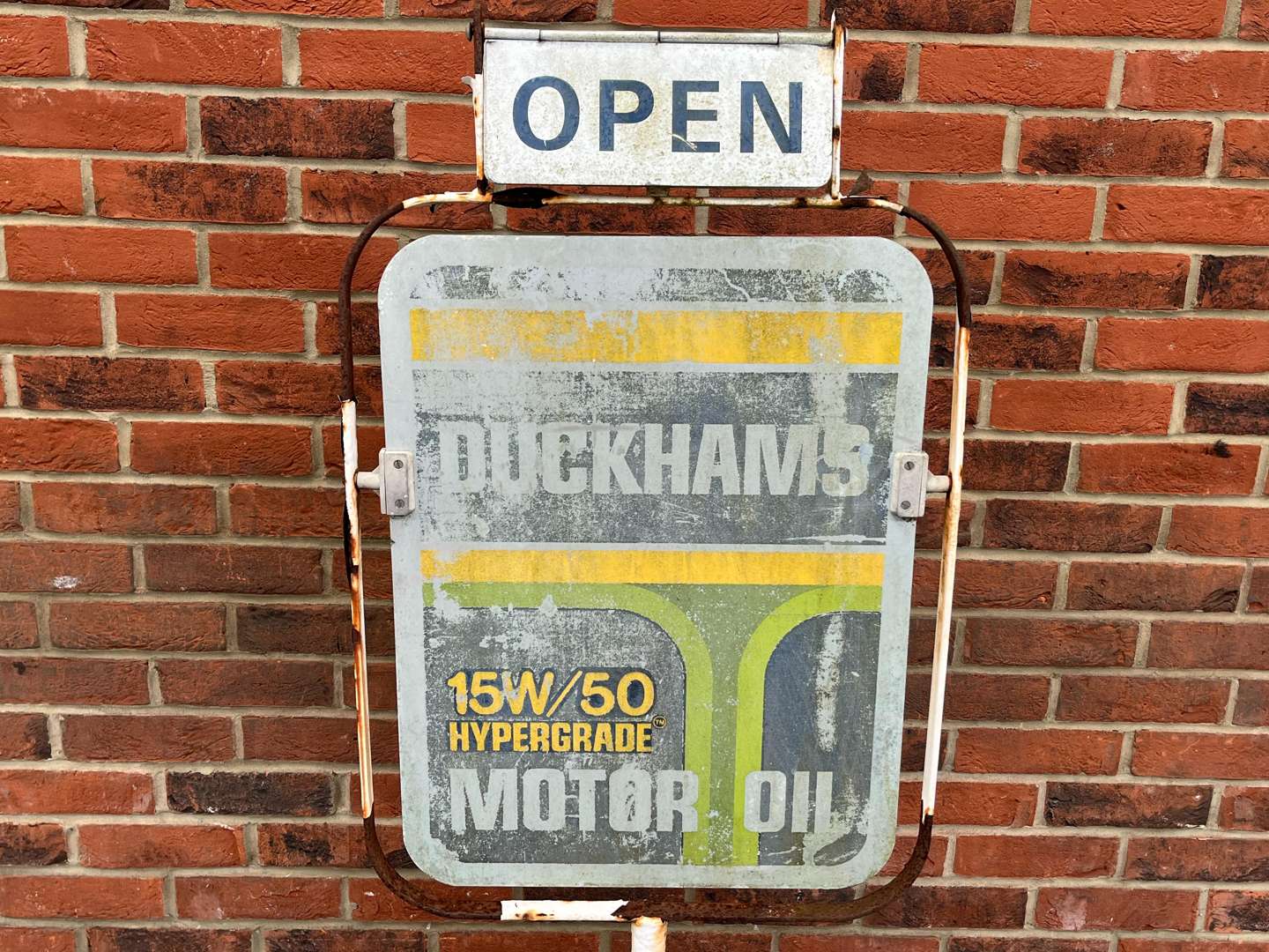 <p>Duckhams Motor Oil Forecourt Sign</p>