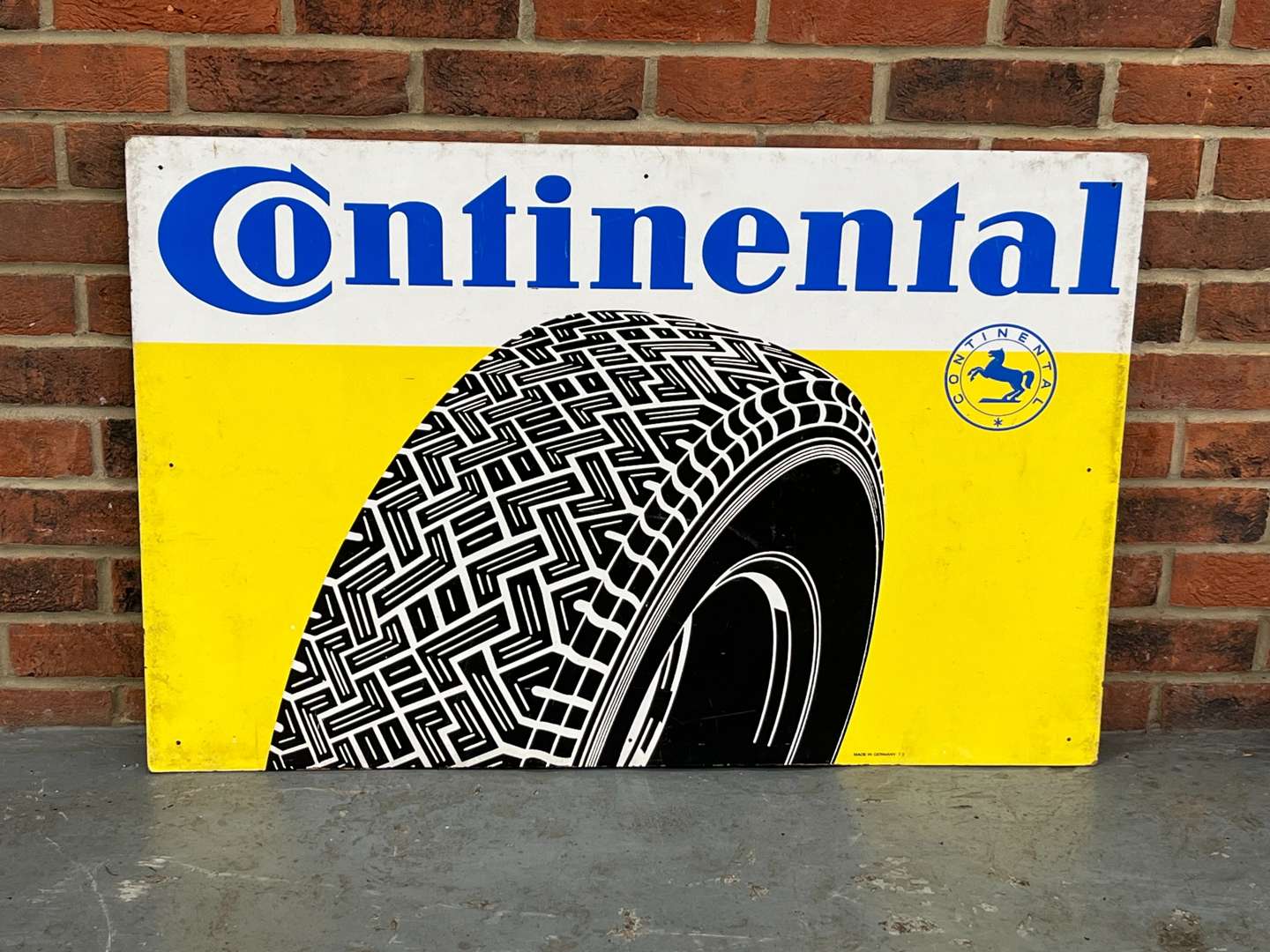 <p>Continental Tyres Sign On Board</p>