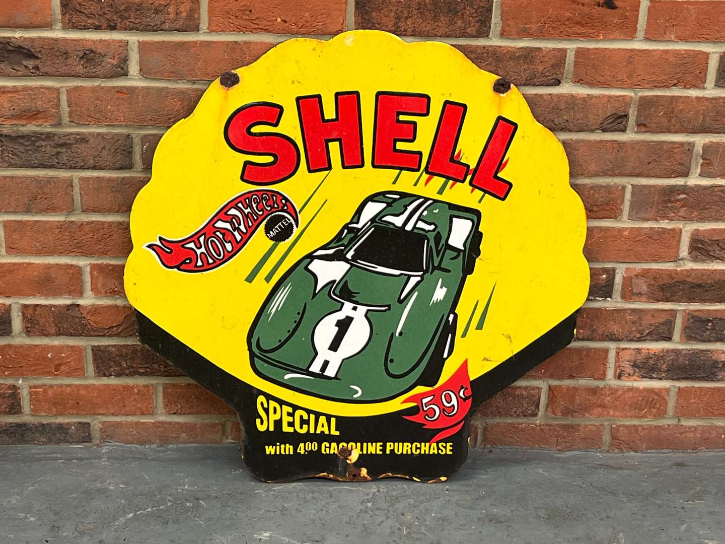 <p>Shell Hotwheels Enamel Sign</p>