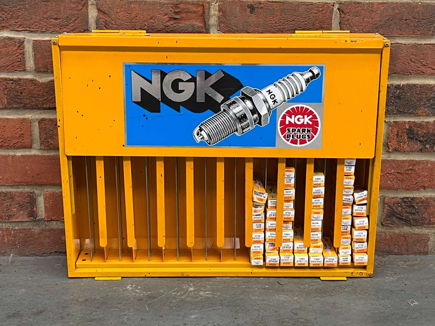 <p>NGK Metal Spark Plug Display Rack</p>