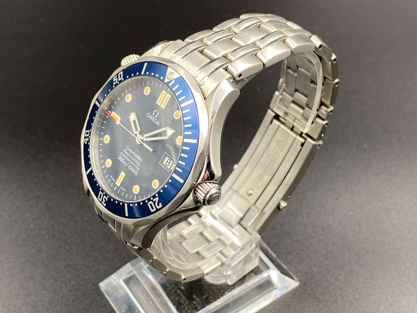 <p>OMEGA, “Seamaster" Chronometer 300M”, 1997, 007 “Tomorrow Never Dies” prop wristwatch.</p>