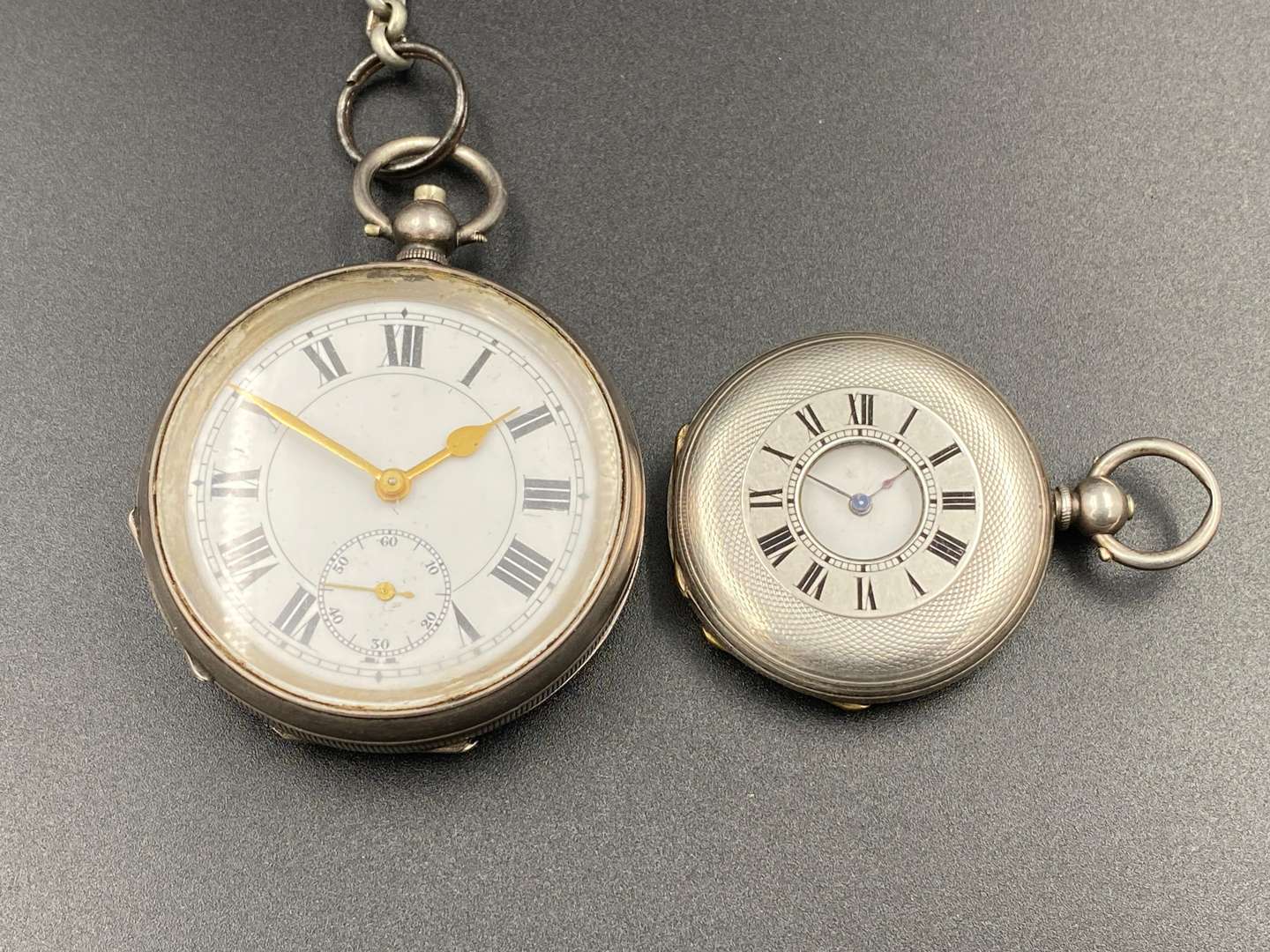 <p>A mixed lot comprising 2 various silver cased pocket watches</p>