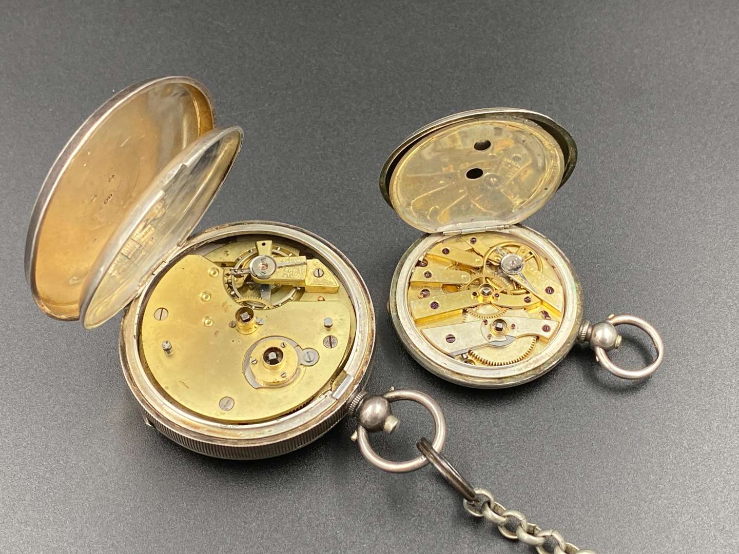 <p>A mixed lot comprising 2 various silver cased pocket watches</p>