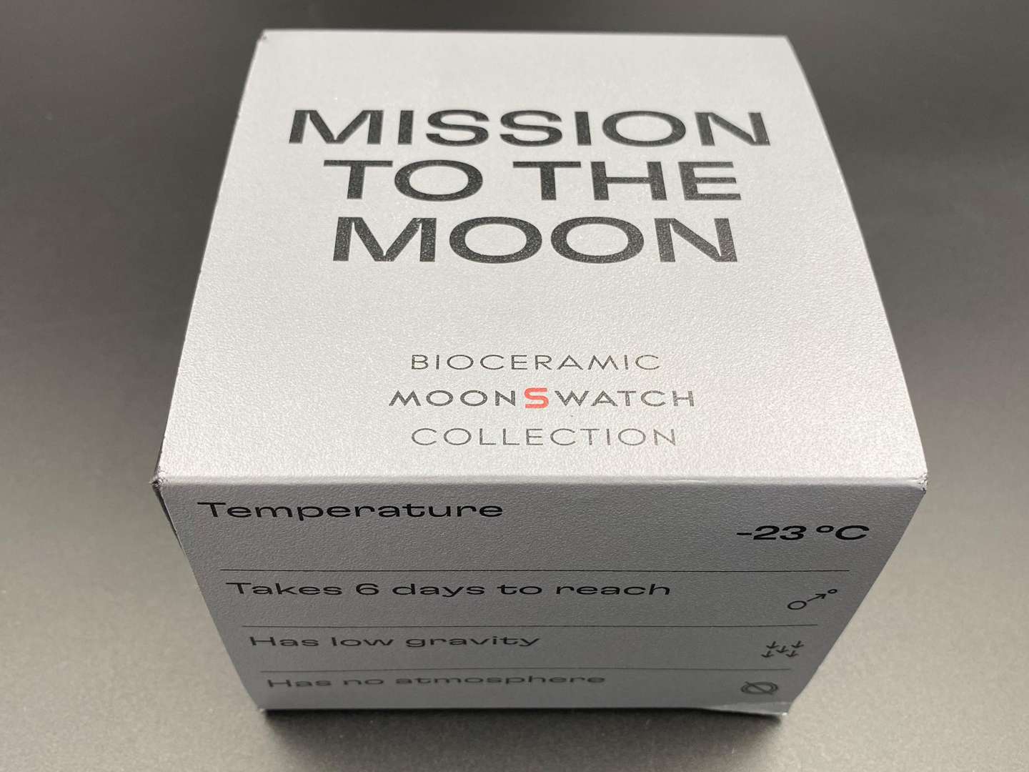 <p>SWATCH Moonswatch “Mission to the Moon” bioceramic two button quartz chronograph</p>