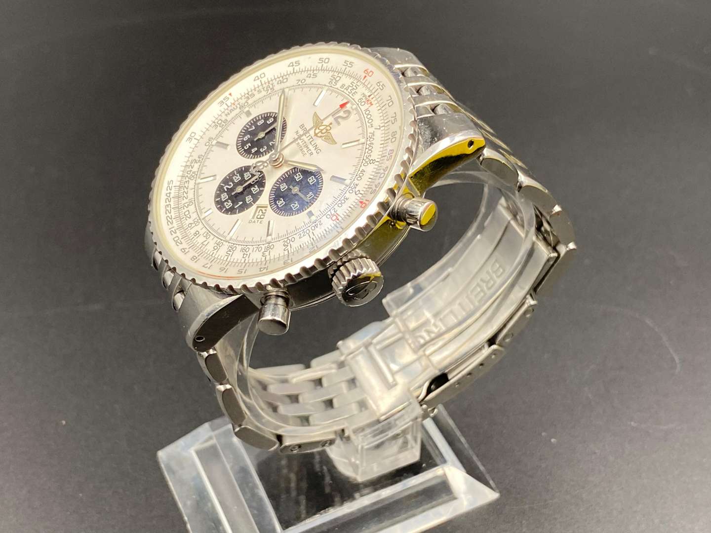 <p>BREITLING, “Navitimer” Heritage, two button chronograph. Ref A35340, No. 233402,&nbsp;</p>