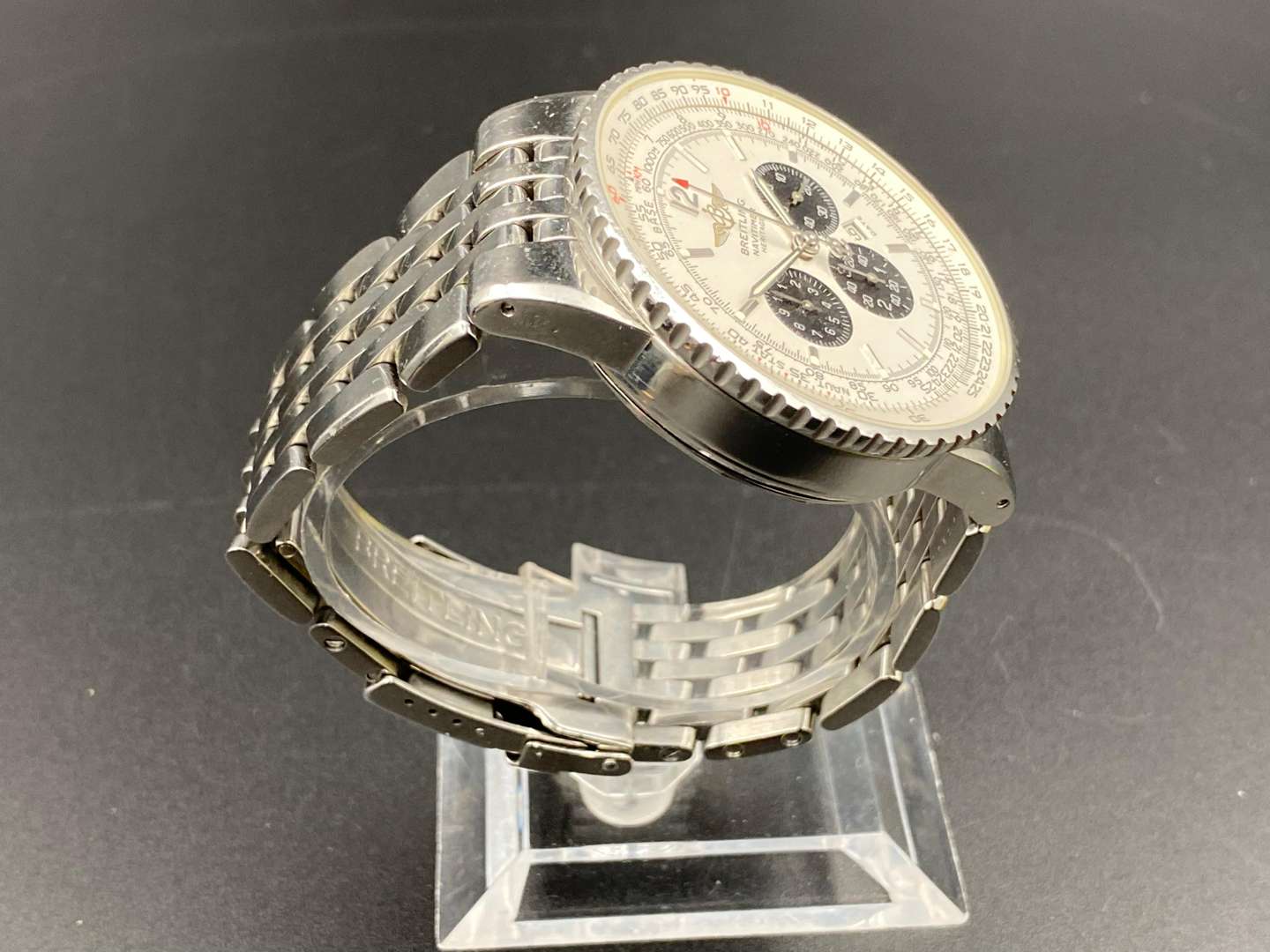 <p>BREITLING, “Navitimer” Heritage, two button chronograph. Ref A35340, No. 233402,&nbsp;</p>