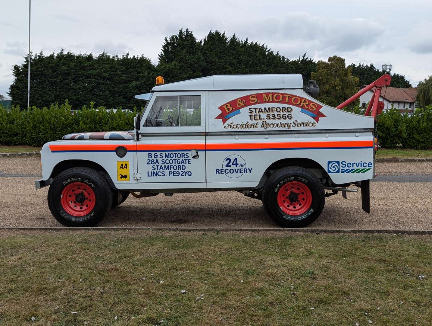 <p>1972 LAND ROVER SIII 109 RECOVERY</p>