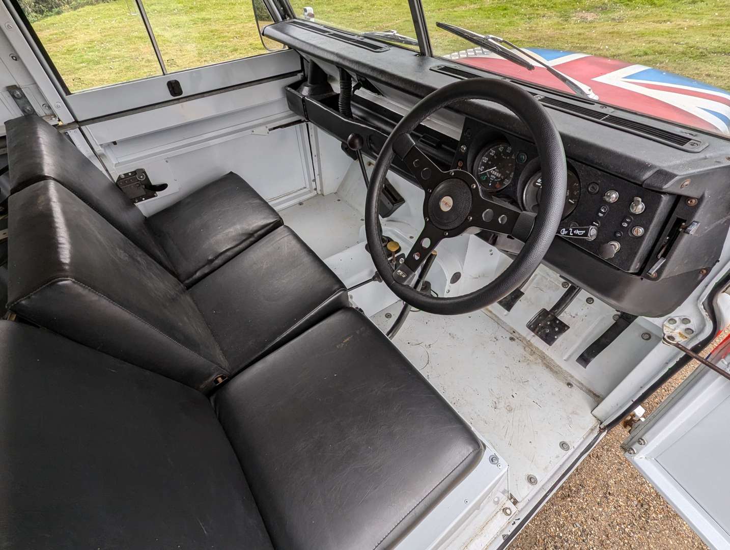 <p>1972 LAND ROVER SIII 109 RECOVERY</p>