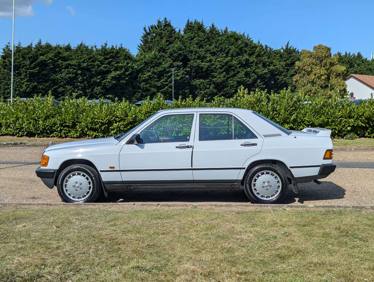 <p>1988 MERCEDES 190E 2.0 ONE OWNER</p>