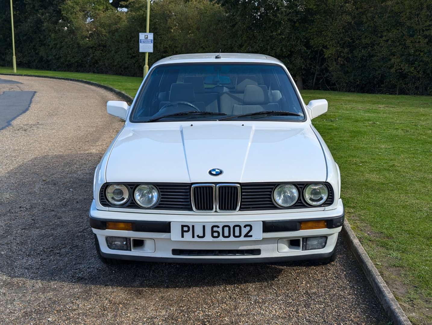 <p>1991 BMW E30 325I TOURING</p>