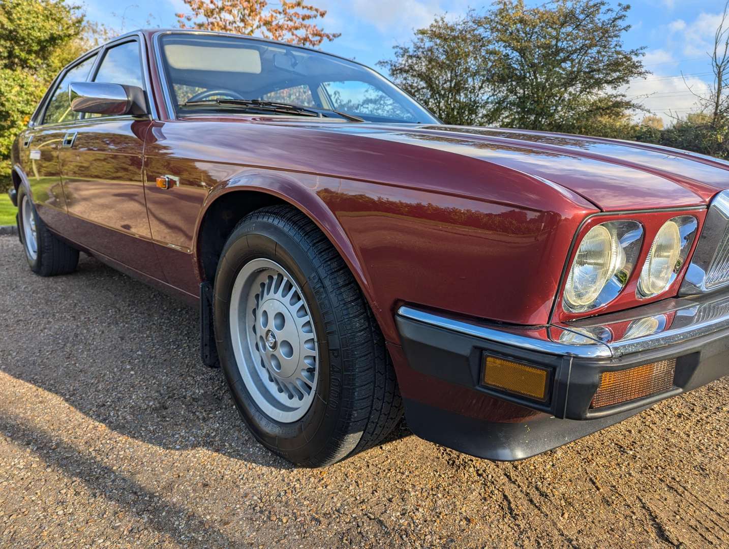 <p>1991 JAGUAR XJ6 3.2 AUTO 24,223 MILES</p>