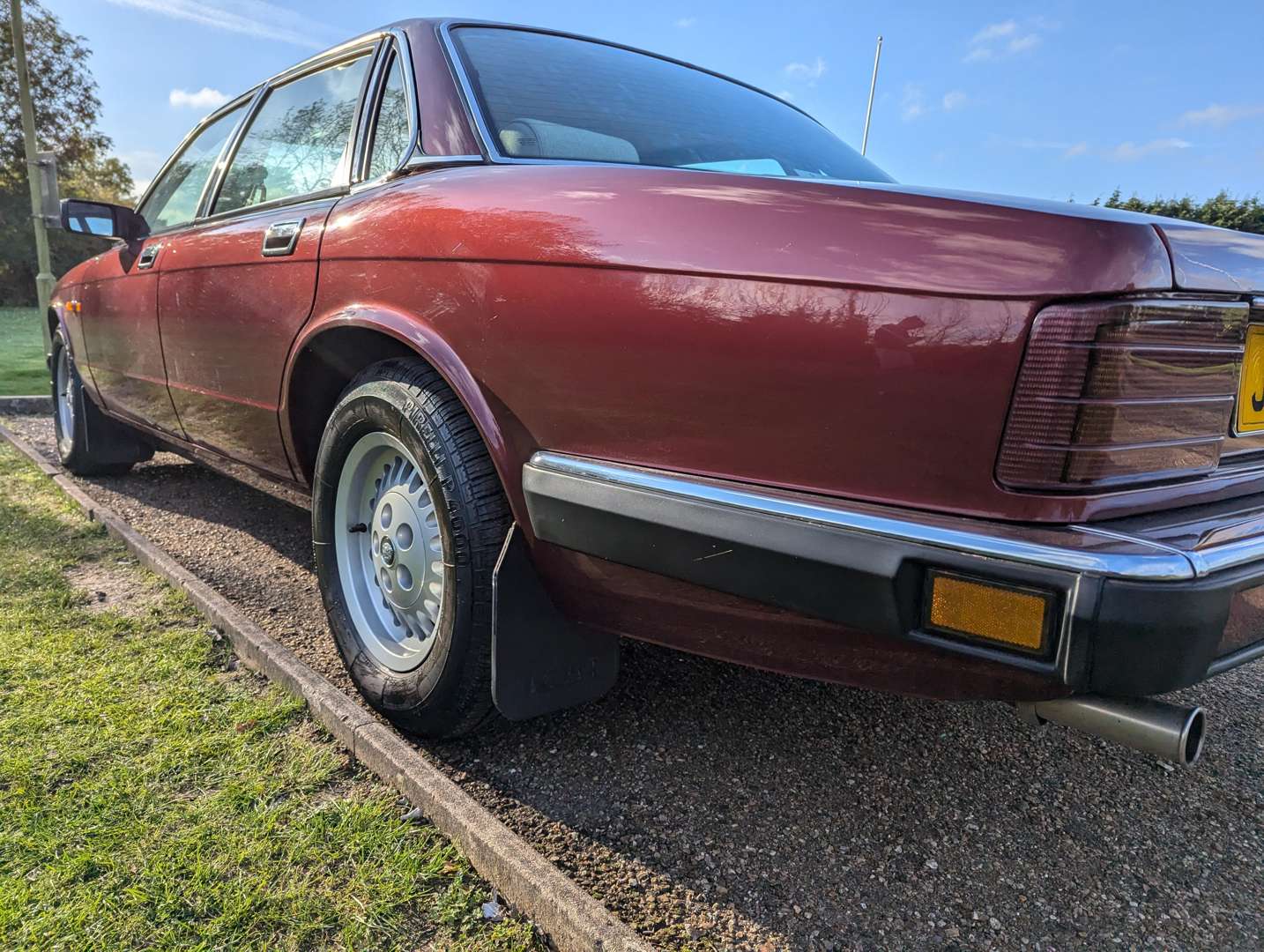 <p>1991 JAGUAR XJ6 3.2 AUTO 24,223 MILES</p>