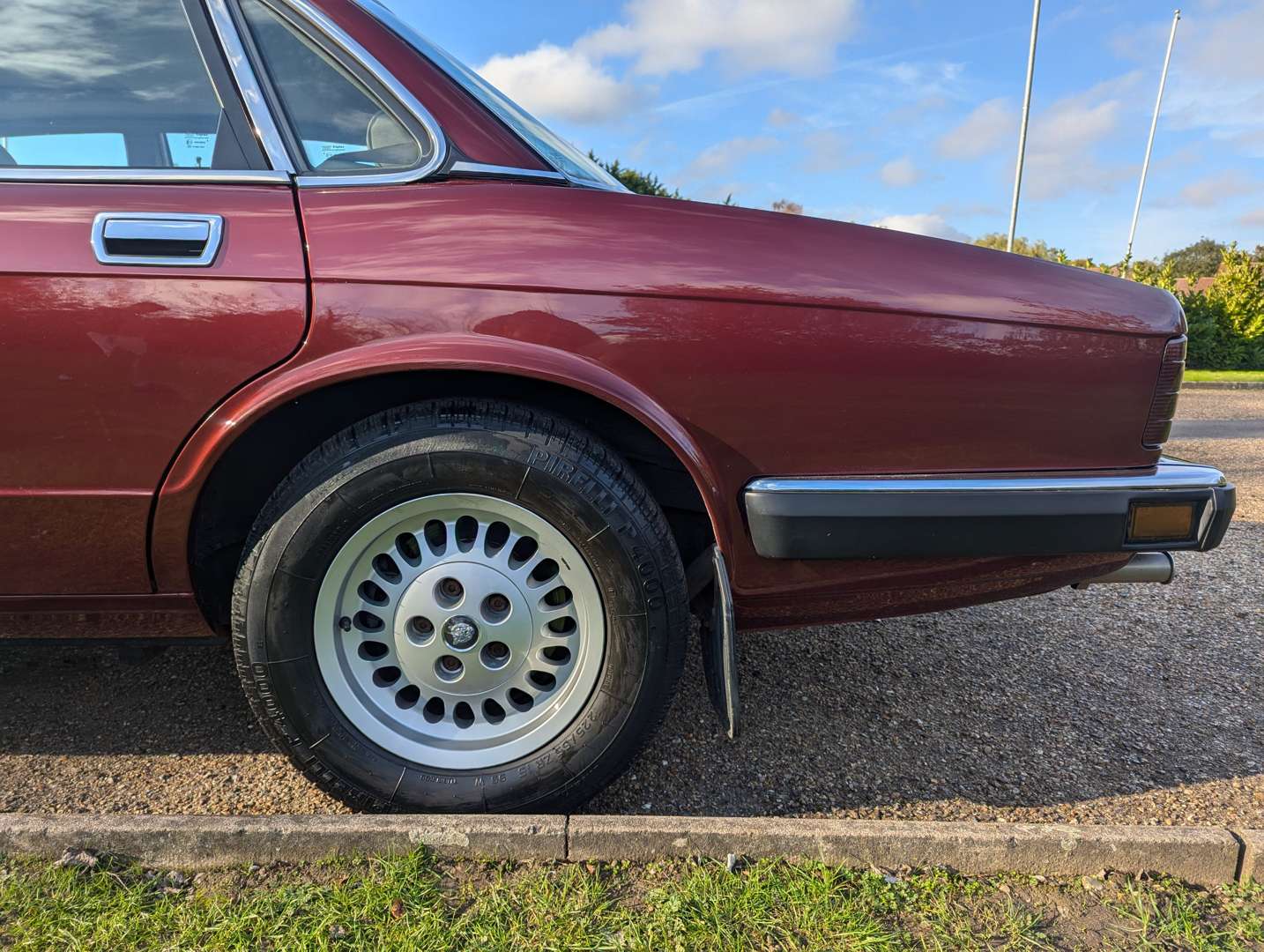 <p>1991 JAGUAR XJ6 3.2 AUTO 24,223 MILES</p>