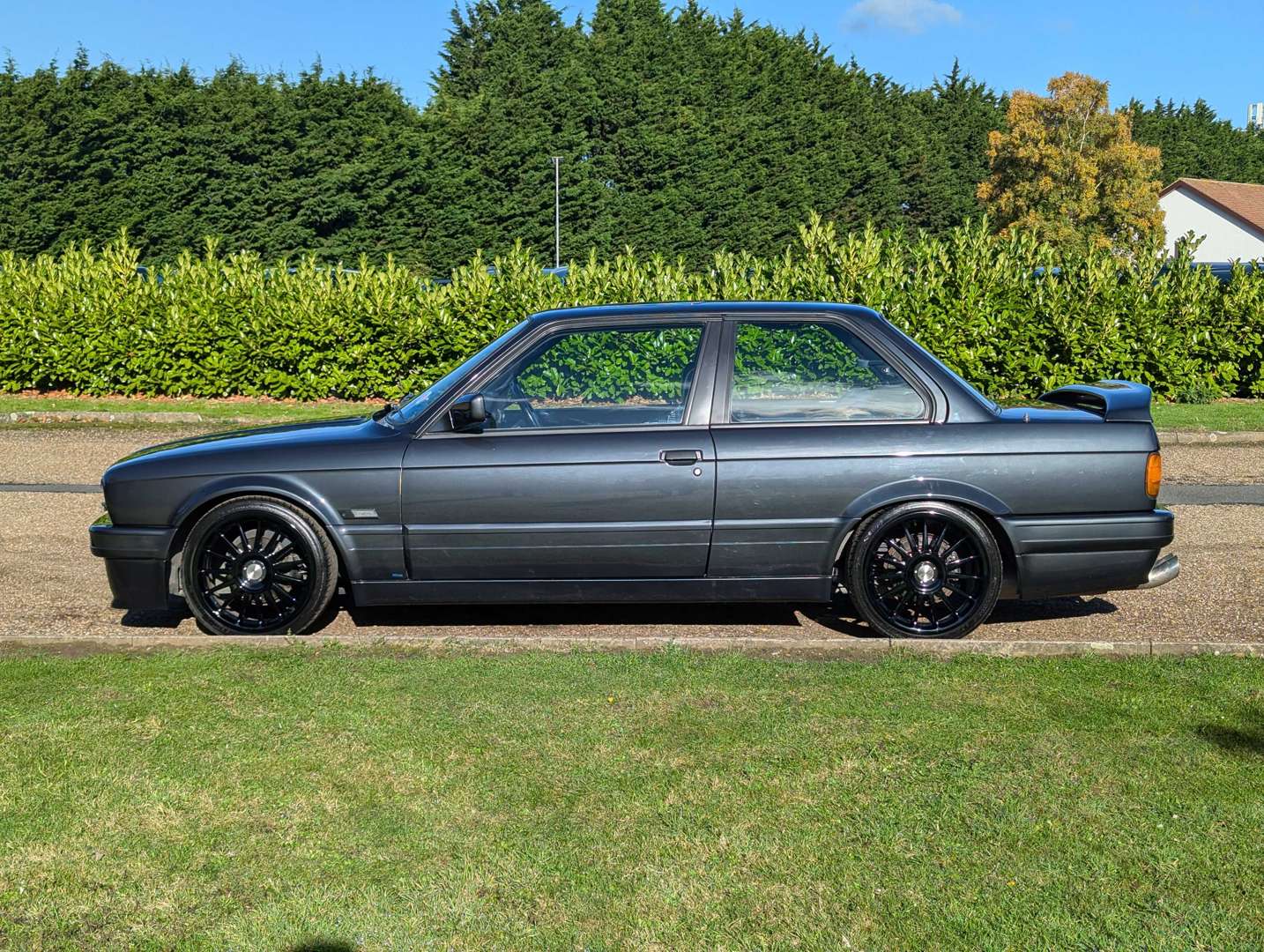 <p>1988 BMW E30 325 I SPORT</p>