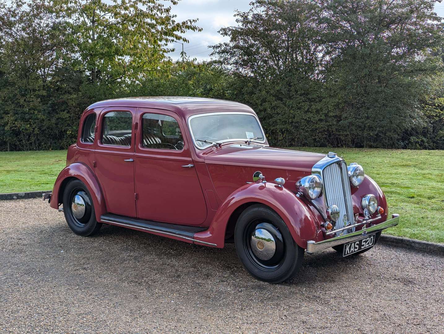 <p>1948 ROVER P2 10</p>