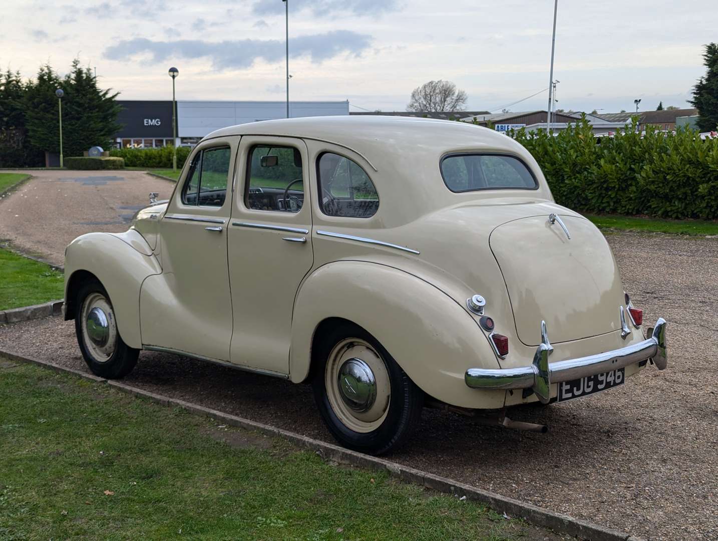 <p>1950 AUSTIN A40 DEVON</p>