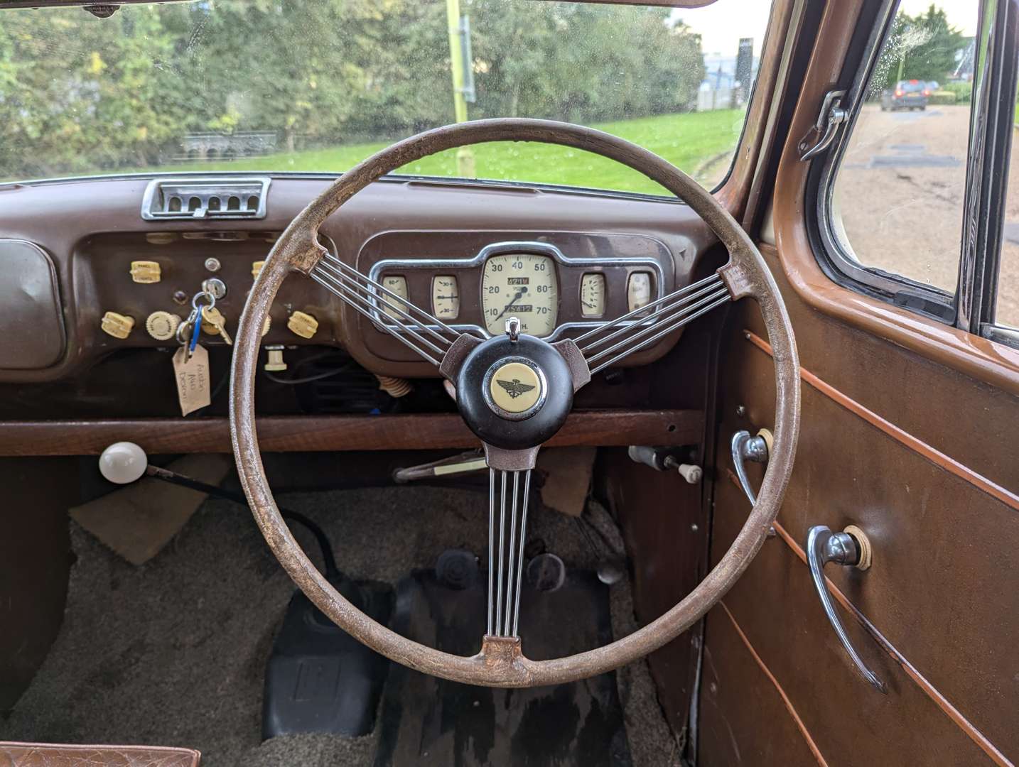 <p>1950 AUSTIN A40 DEVON</p>