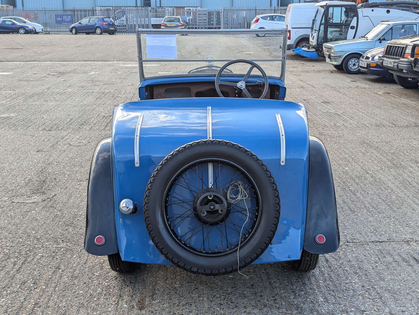 <p>1934 MORRIS MINOR 2 SEATER TOURER&nbsp;</p>