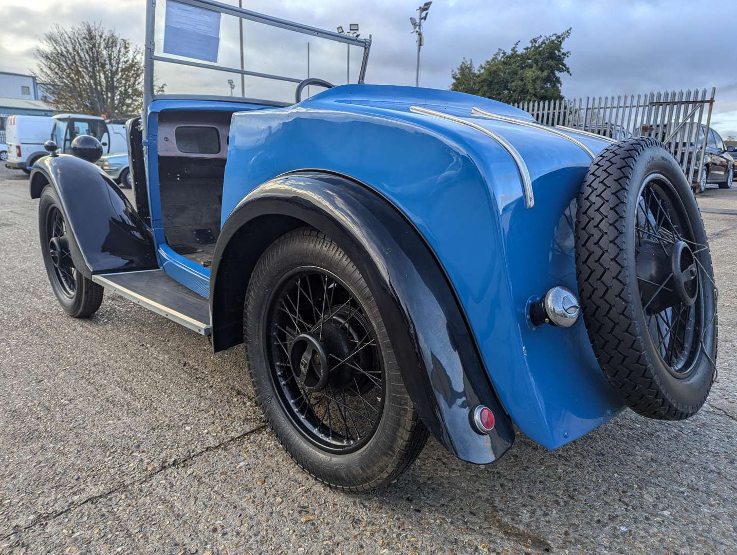 <p>1934 MORRIS MINOR 2 SEATER TOURER&nbsp;</p>