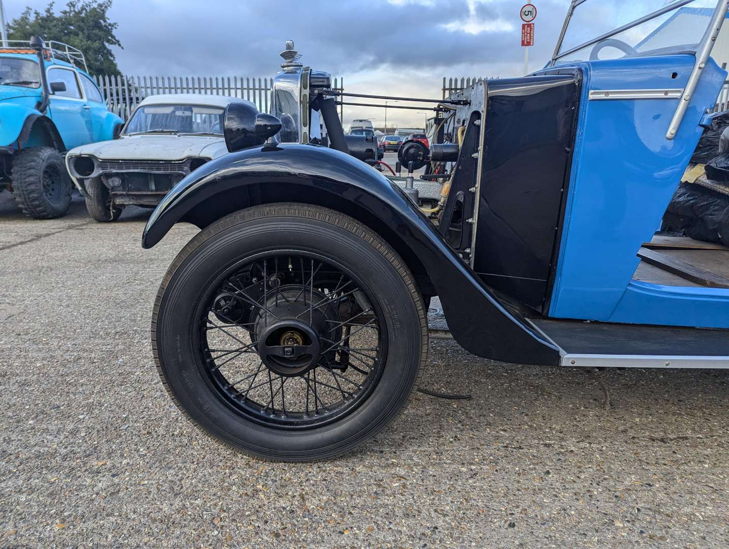 <p>1934 MORRIS MINOR 2 SEATER TOURER&nbsp;</p>