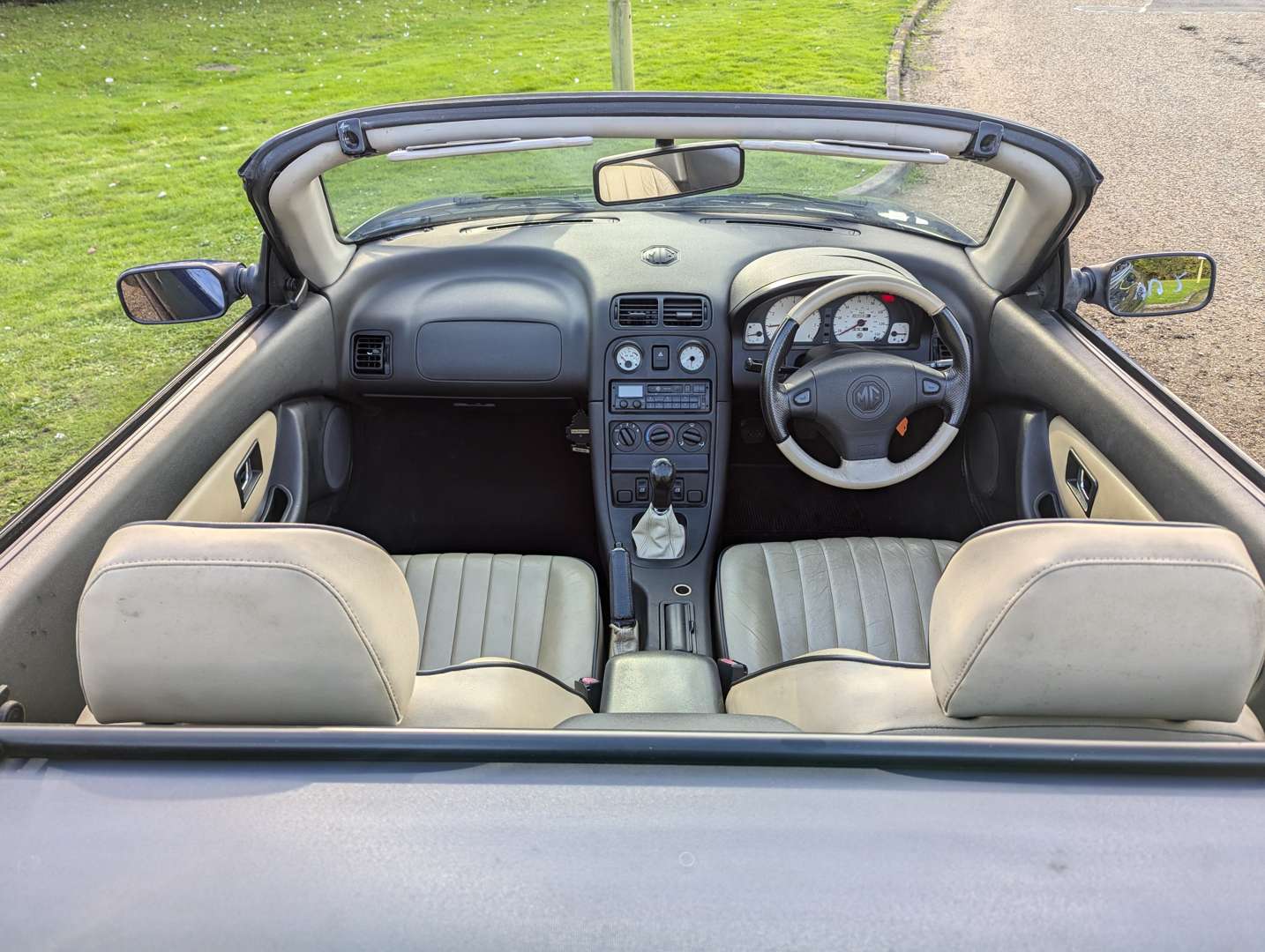 <p>1997 MG F</p>