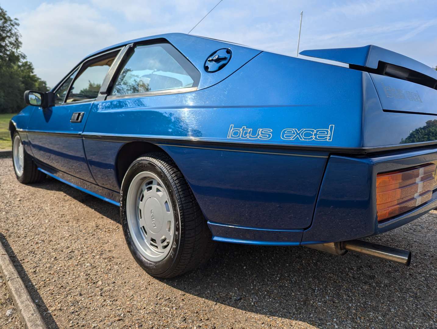 <p>1985 LOTUS EXCEL</p>