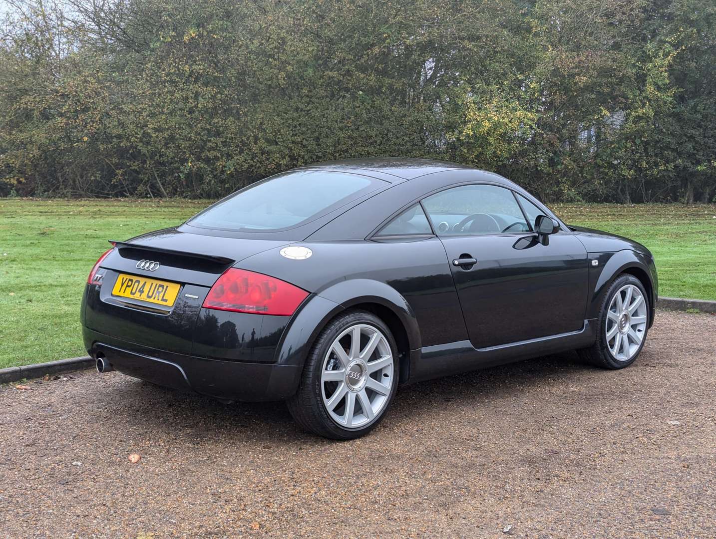 <p>2004 AUDI TT QUATTRO (180 BHP)</p>