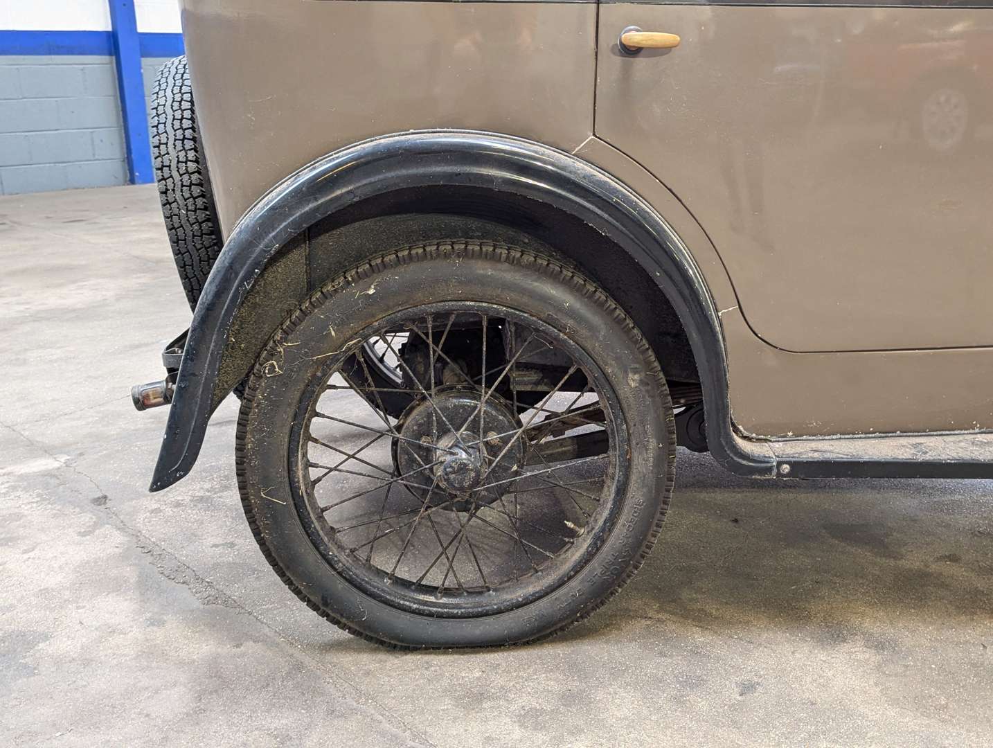 <p>1930 AUSTIN 7 RK SALOON FROM THE MICHAEL LEWIS COLLECTION&nbsp;</p>