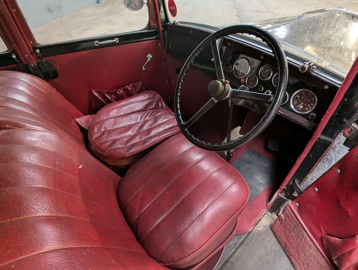 <p>1932 AUSTIN 10 FROM THE MICHAEL LEWIS COLLECTION</p>