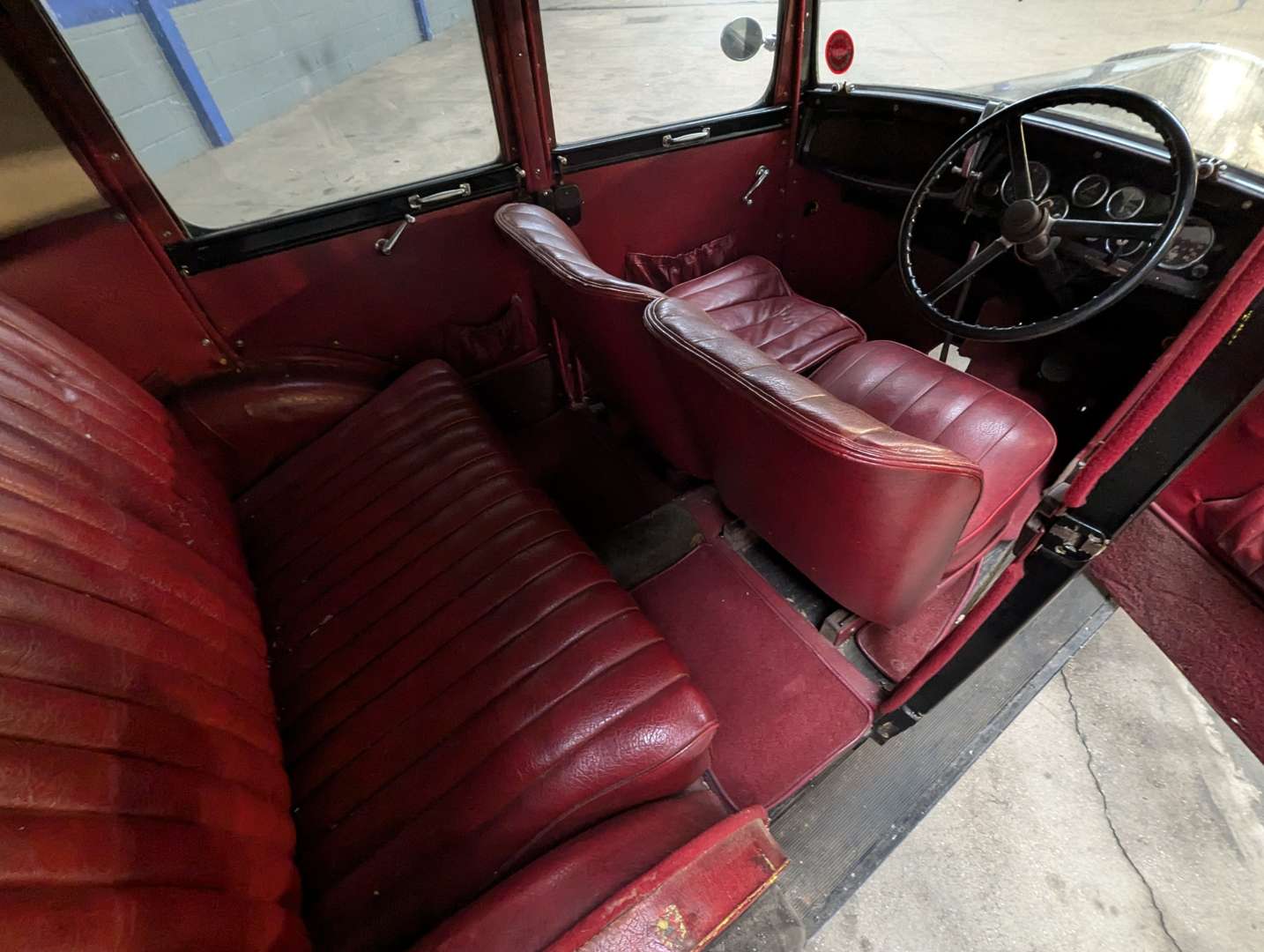 <p>1932 AUSTIN 10 FROM THE MICHAEL LEWIS COLLECTION</p>