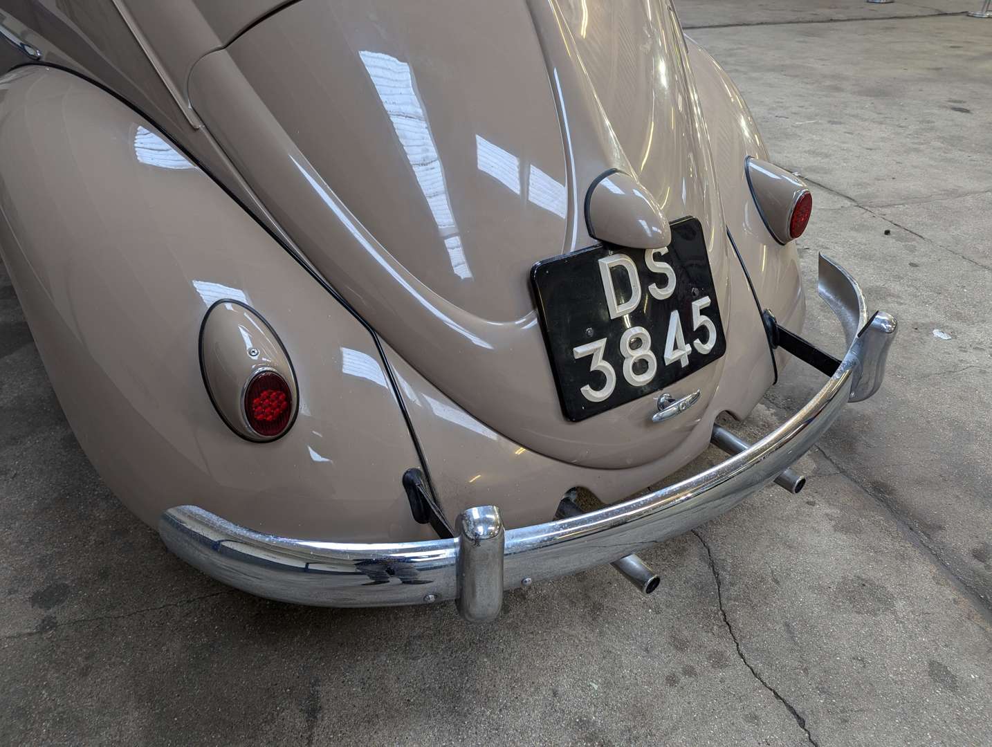 <p>1956 VW BEETLE FROM THE MICHAEL LEWIS COLLECTION</p>