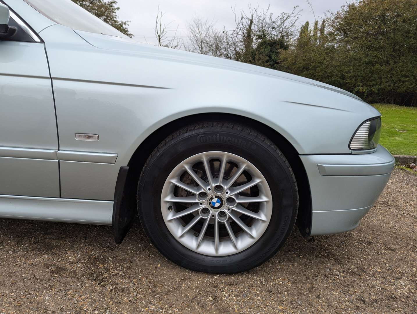 <p>2001 BMW E39 525D SE ONE OWNER&nbsp;</p>