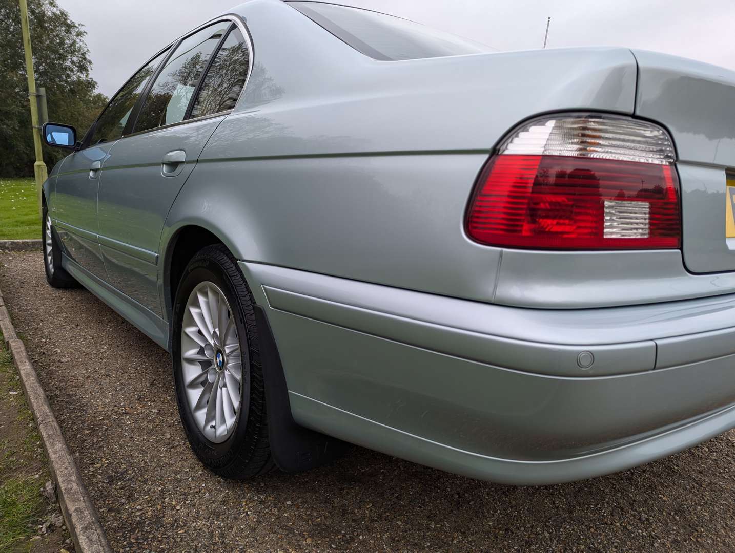 <p>2001 BMW E39 525D SE ONE OWNER&nbsp;</p>