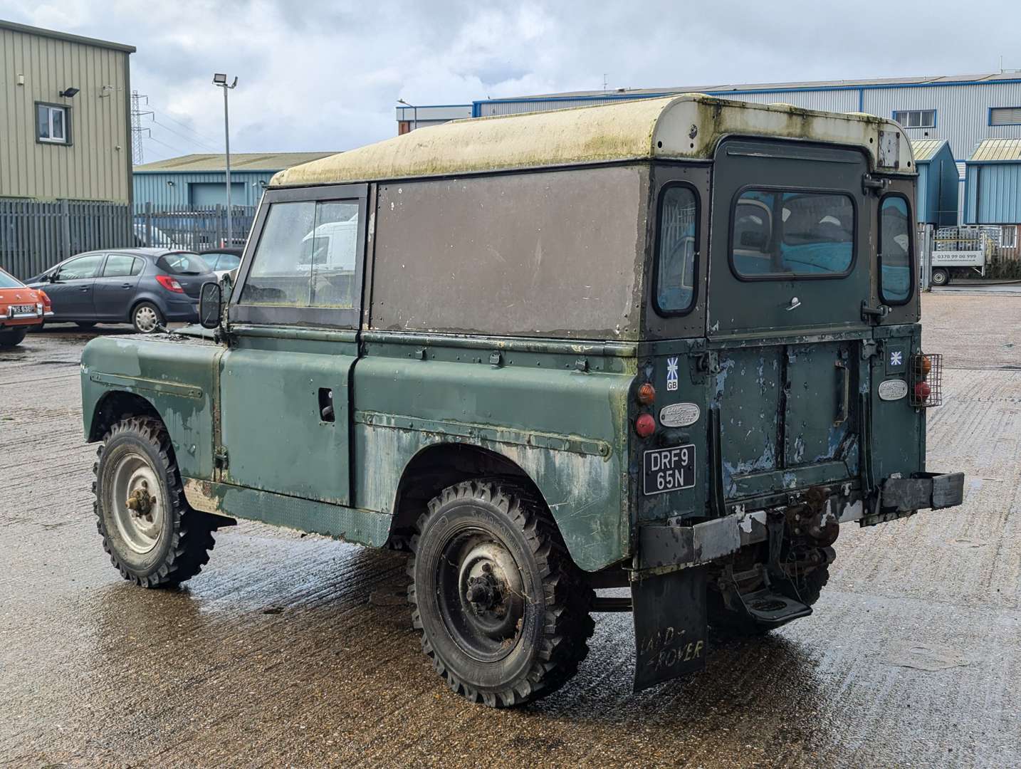 <p>1965 LAND ROVER 88" SIIA&nbsp;</p>