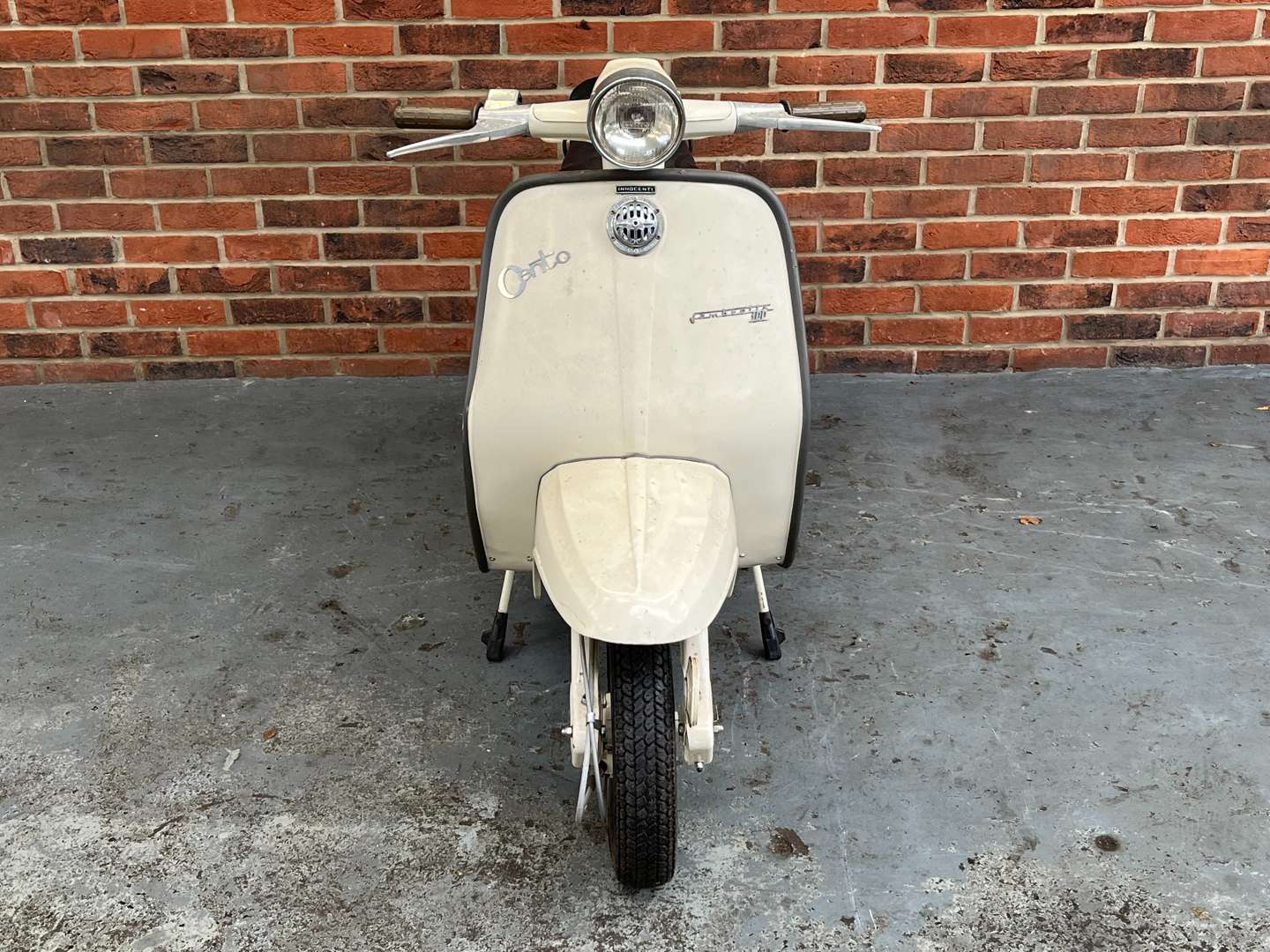 <p>1964 LAMBRETTA CENTO 100CC</p>