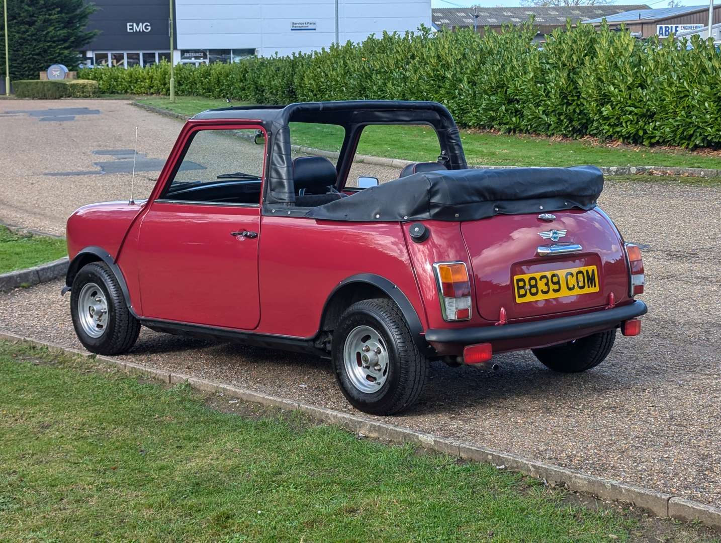 <p>1985 AUSTIN MINI MAYFAIR CONVERTIBLE</p>