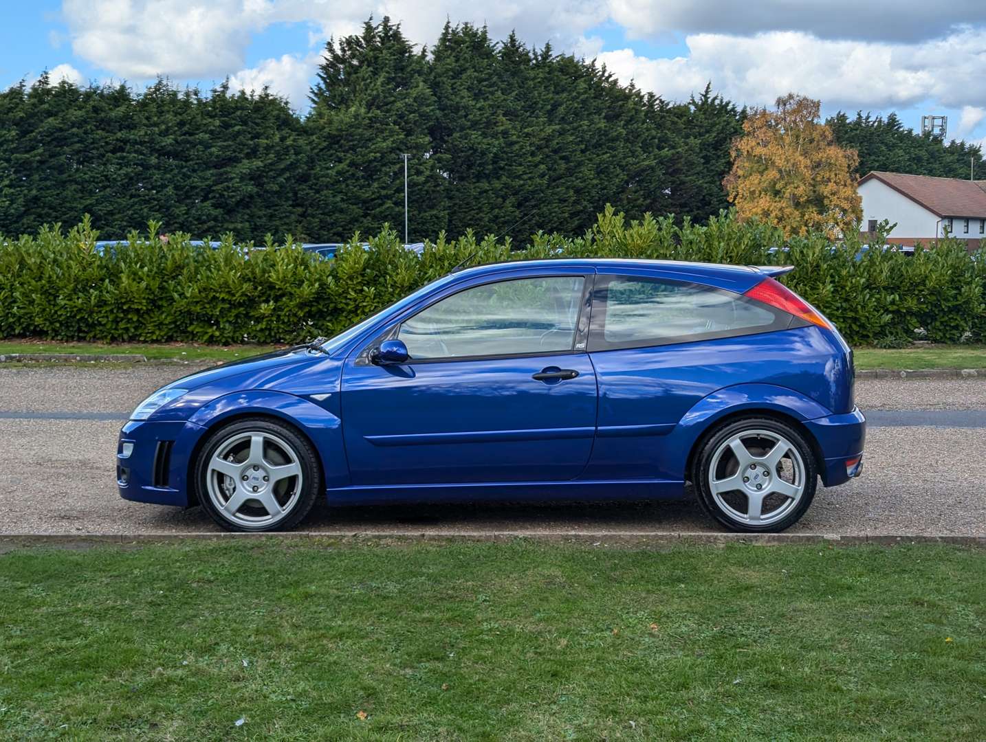 <p>2003 FORD FOCUS RS 5,630 MILES ONE OWNER</p>