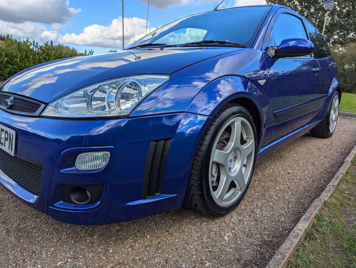 <p>2003 FORD FOCUS RS 5,630 MILES ONE OWNER</p>