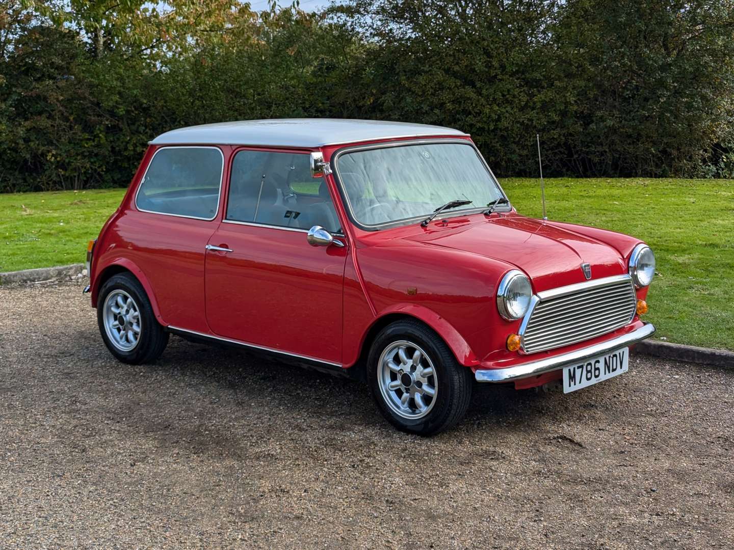 <p>1995 ROVER MINI MAYFAIR AUTO</p>