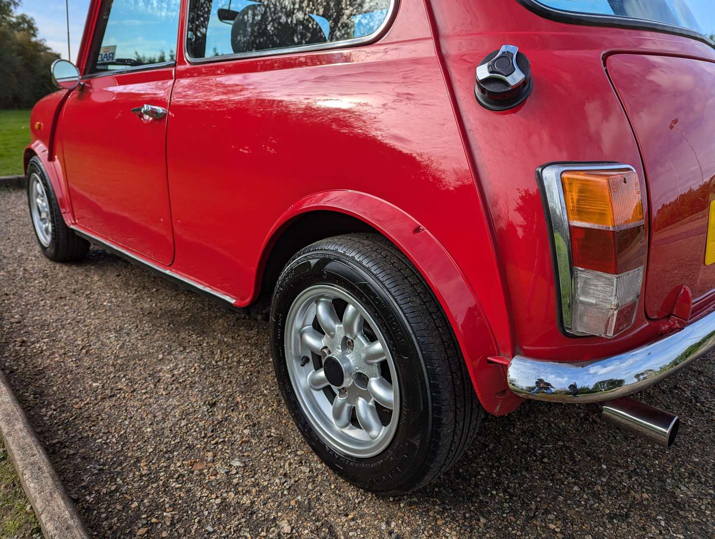 <p>1995 ROVER MINI MAYFAIR AUTO</p>