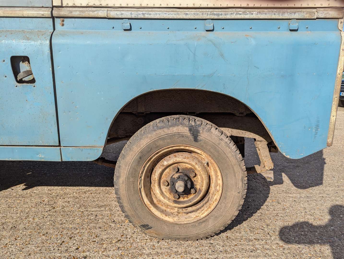 <p>1971 LAND ROVER 88" SERIES IIA&nbsp;</p>