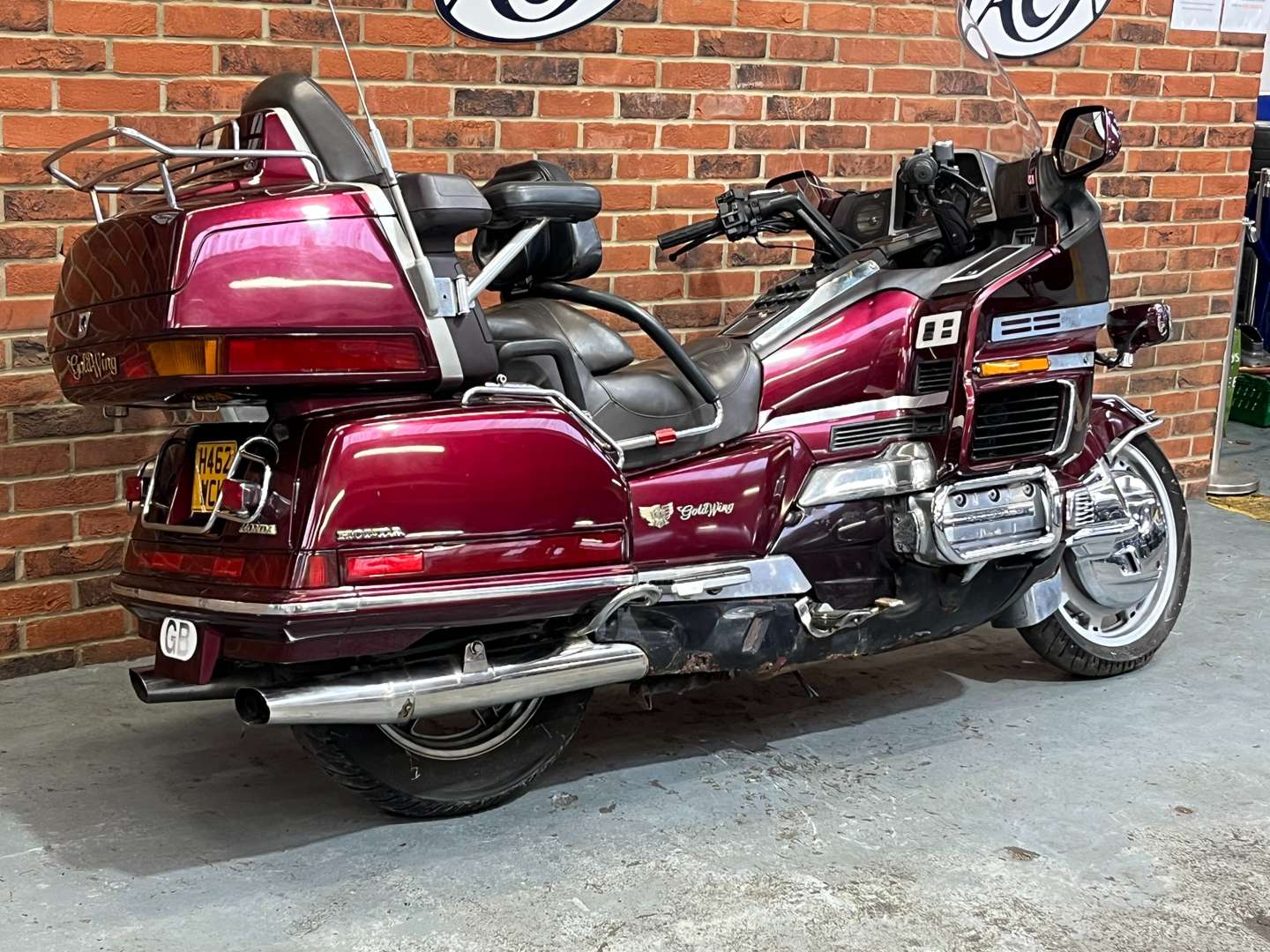 <p>1990 HONDA GOLDWING GL1500&nbsp;</p>